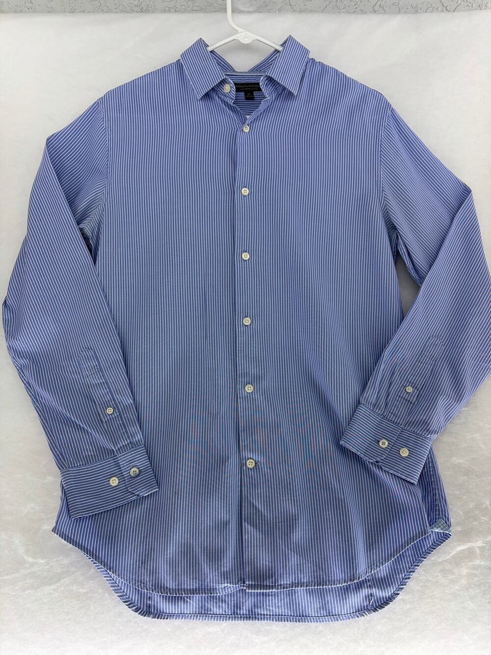 Banana Republic Grant Fit Dress Shirt Men's M Blue Striped Supima Cotton